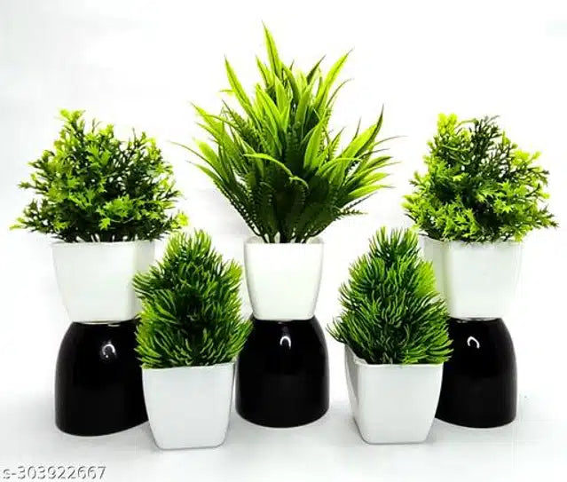 Set of 5 Green & White Potted Artificial Plants